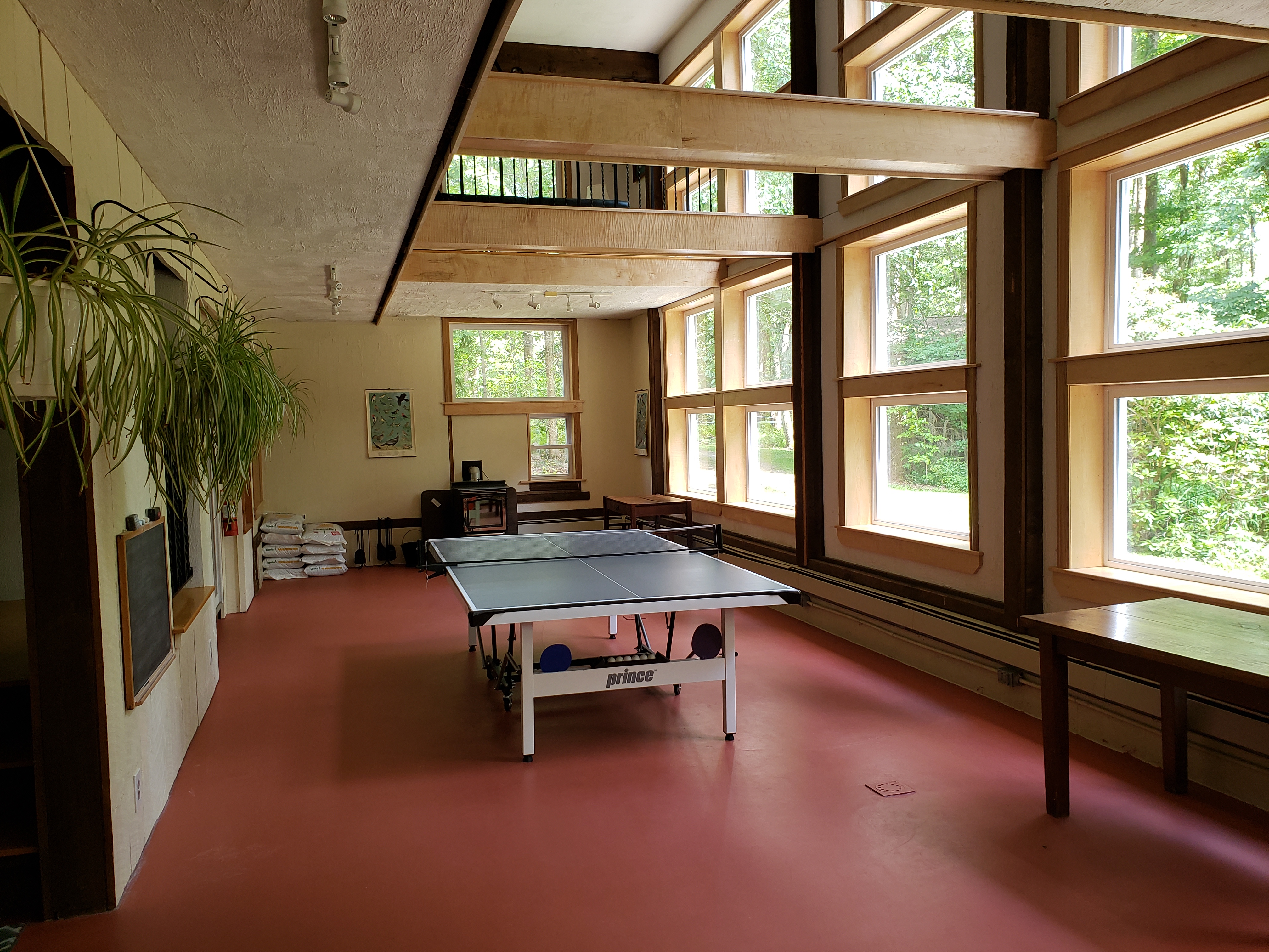 Table tennis in atrium